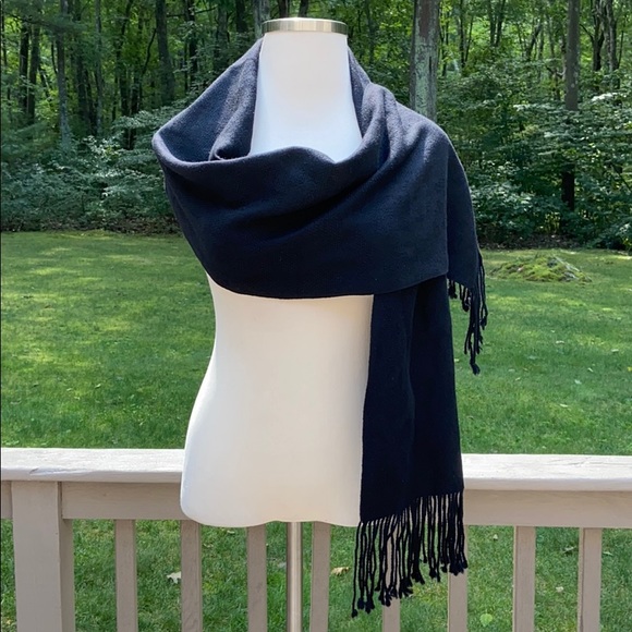 COACH 100% Cashmere Logo Over-Sized Wrap Scarf - Picture 2 of 7